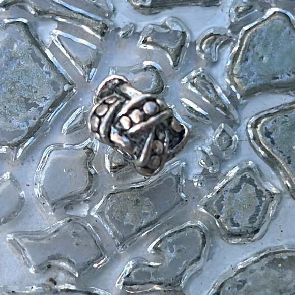 Pandora Celtic Knot charm - Picture 5 of 5